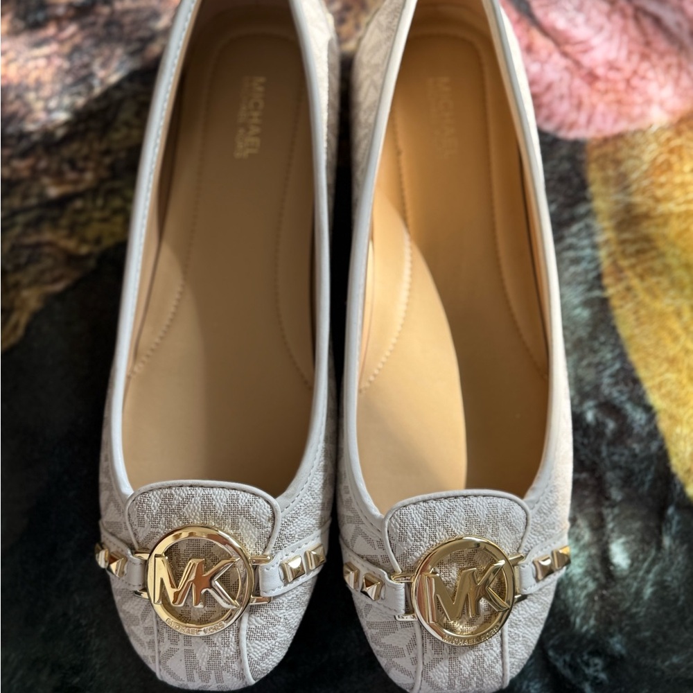 Michael Kors Gray Flats with Gold Logo